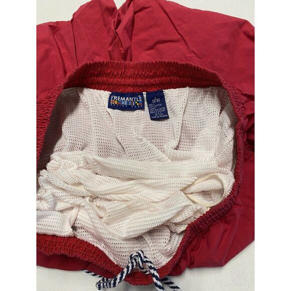 Fremantle Action Wear Men's Swim Trunks shorts Swimming Sz L 38/40 Red USA Logo - Picture 9 of 11